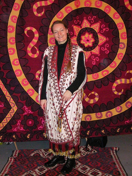 SANY0081.jpg - Gandharvika, Sraddha und Wa-ki zu Gast bei Manfredo Manera, Galerie-Atelier Faerbergasse (Wien)